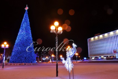 Ель световая «Магия», цвет RWB 25,5м, Южно-Сахалинск 2012г. каркас СВД + модель Российская